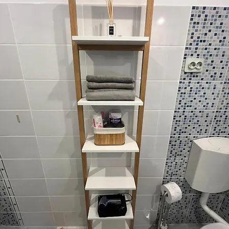 Younique Apartament Booking アパート ブラショフ